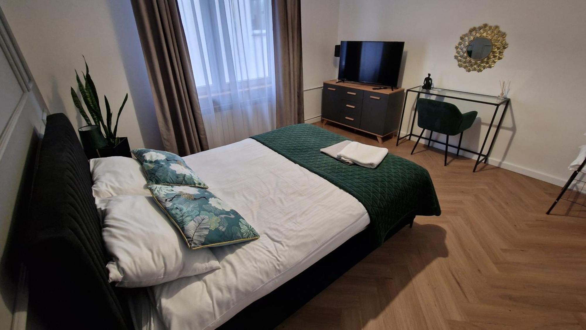 Brama Lwowska Apartamenty - Wiecej Na Www,Bramalwowska,Pl Zamość Екстериор снимка
